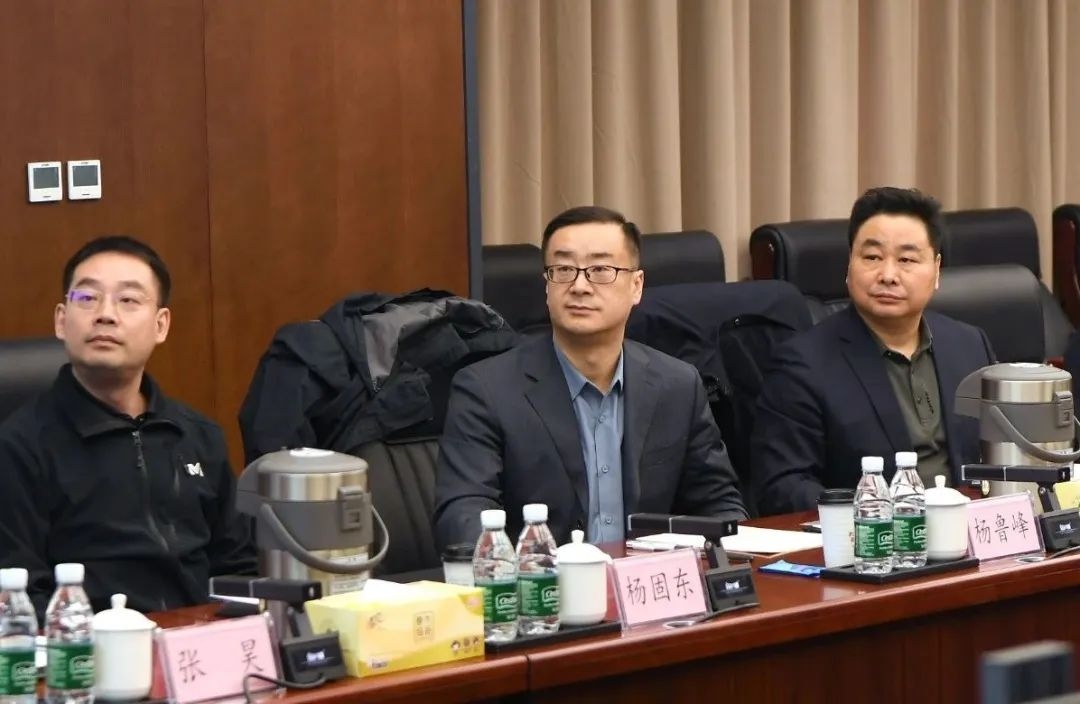 杨鲁峰到中国航发动力所、黎明调研