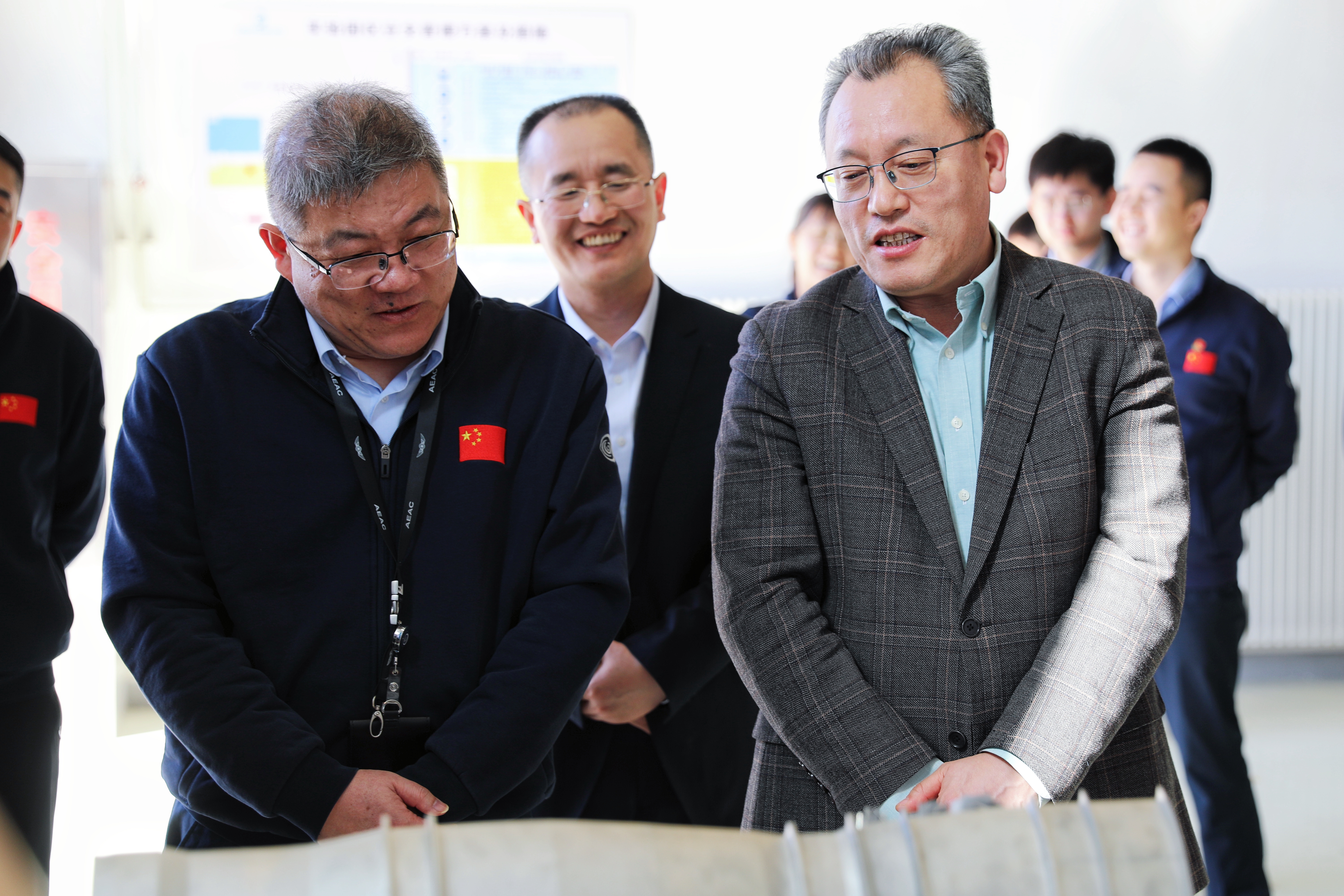 张玉金到中国航发研究院、北京航科调研并进行现场办公